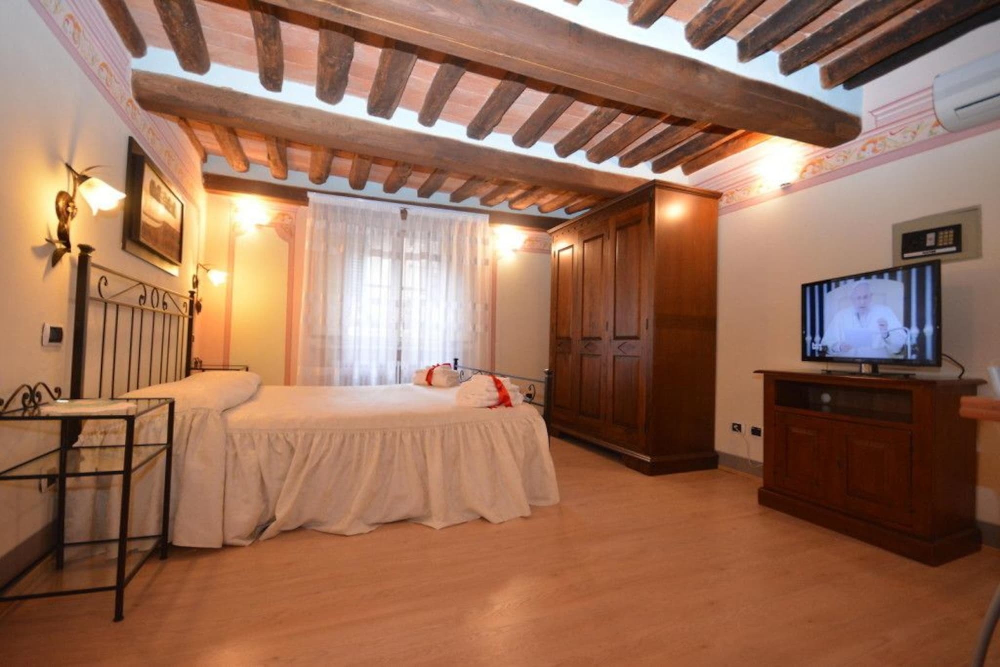 Antica Residenza Del Gallo Lucca Exterior photo